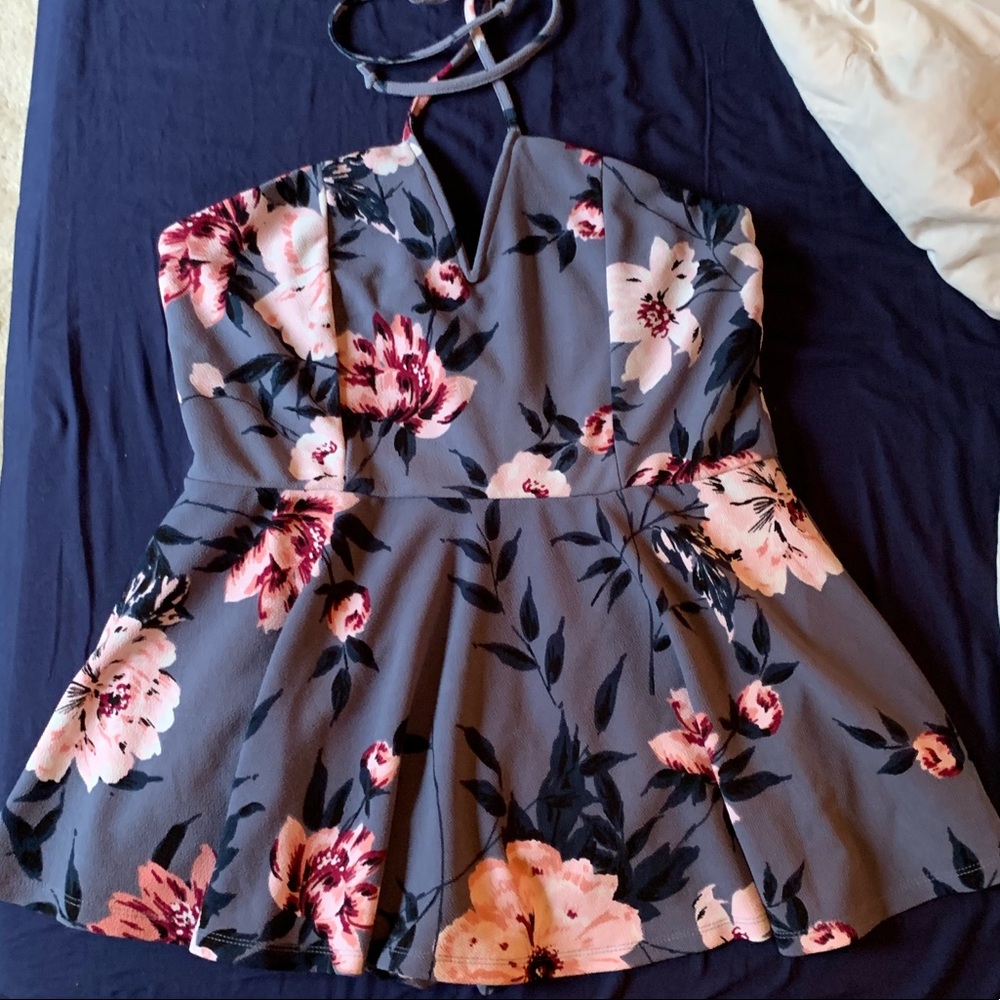 🌸Charlotte Russe Romper🌸